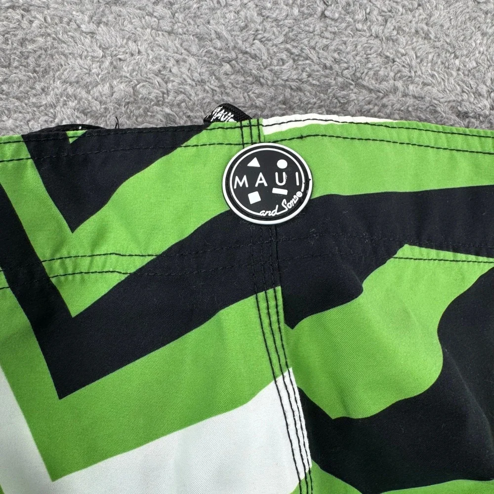 Maui and Sons Mens Size 36 Green Black Geometric Dazzle Board Shorts Swim Trunks